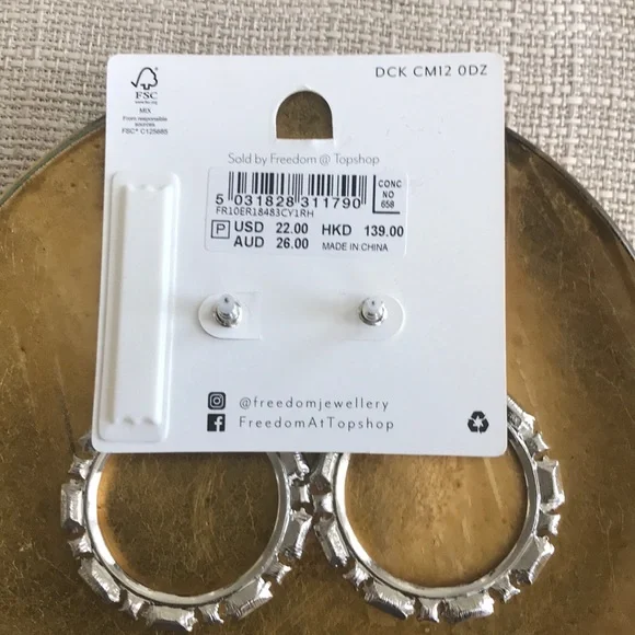 Topshop Earrings Hoops Silver White Crystal Evening Cocktail Jewelry ~ Brand New - Picture 3 of 3